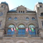 Drapeaux en berne à l’école de Lamothe-Cadillac